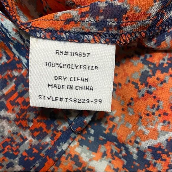 Collective Concepts Sheer V Neck Blouse - Picture 6 of 6